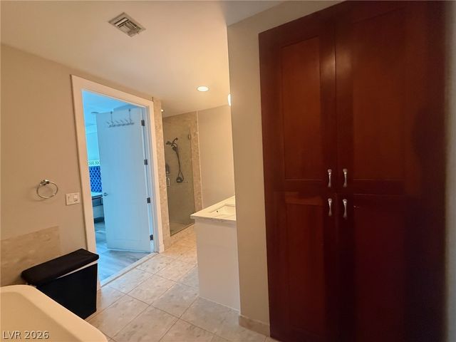 4525 Dean Martin Drive 401, Las Vegas, NV 89103