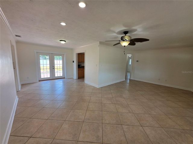 6033 38TH AVENUE N, St Petersburg, FL 33710