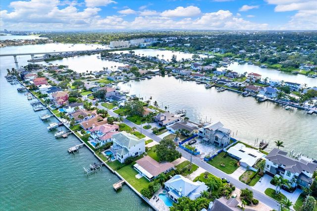 218 DRIFTWOOD LANE, Largo, FL 33770