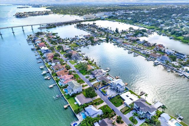 218 DRIFTWOOD LANE, Largo, FL 33770