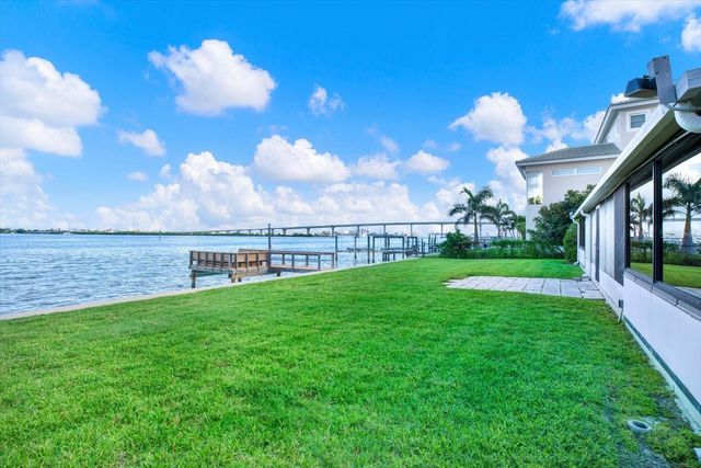218 DRIFTWOOD LANE, Largo, FL 33770