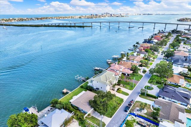 218 DRIFTWOOD LANE, Largo, FL 33770