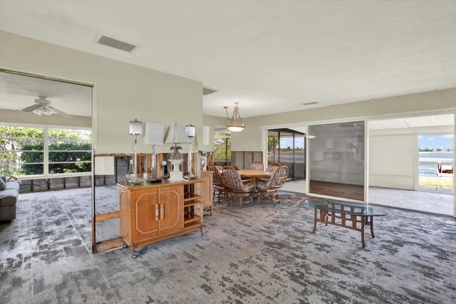 218 DRIFTWOOD LANE, Largo, FL 33770