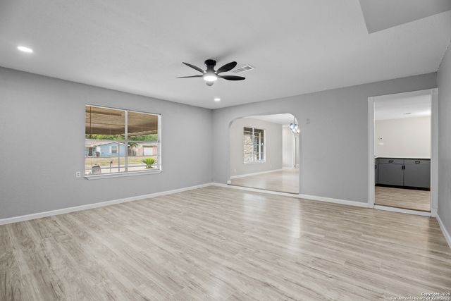 7626 Westfield, San Antonio, TX 78227