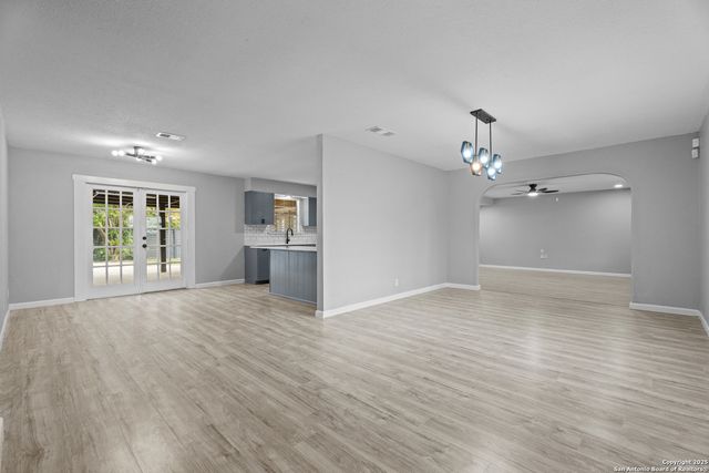 7626 Westfield, San Antonio, TX 78227