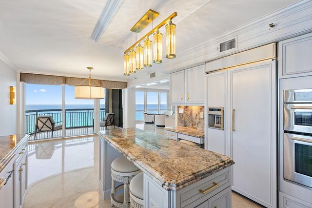 5380 N Ocean Drive 22i, Singer Island, FL 33404