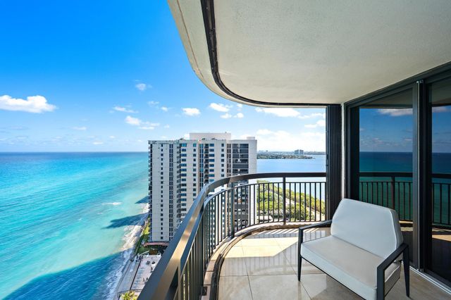 5380 N Ocean Drive 22i, Singer Island, FL 33404