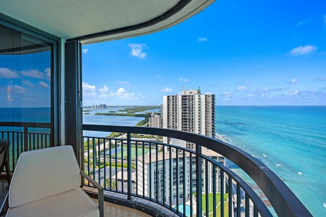 5380 N Ocean Drive 22i, Singer Island, FL 33404
