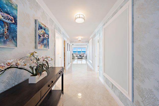 5380 N Ocean Drive 22i, Singer Island, FL 33404