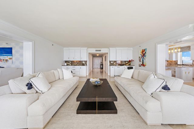 5380 N Ocean Drive 22i, Singer Island, FL 33404