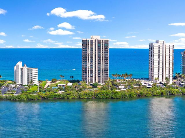 5380 N Ocean Drive 22i, Singer Island, FL 33404