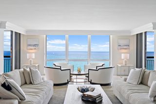 5380 N Ocean Drive 22i, Singer Island, FL 33404