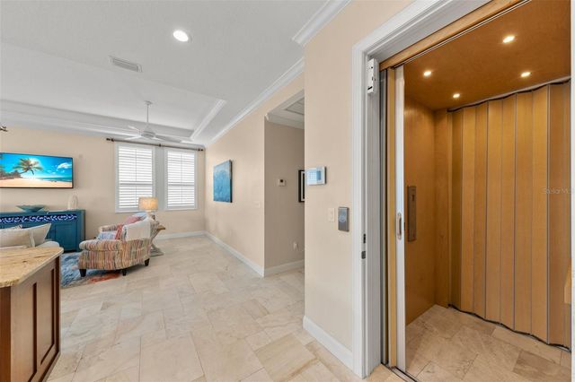 1021 CRESCENT STREET, Sarasota, FL 34242