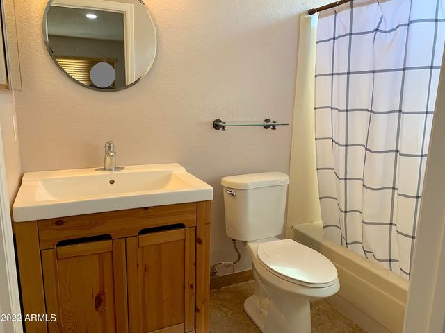 19842 N 9TH Street, Phoenix, AZ 85024