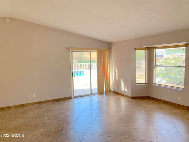 19842 N 9TH Street, Phoenix, AZ 85024