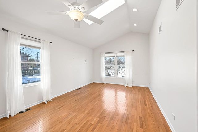 821 Wisconsin STREET, Lake Geneva, WI 53147