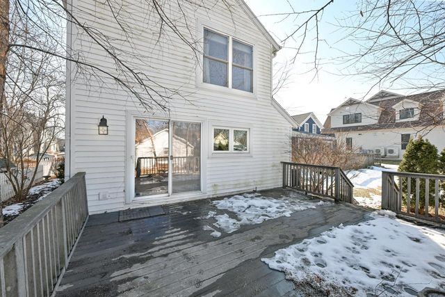 821 Wisconsin STREET, Lake Geneva, WI 53147