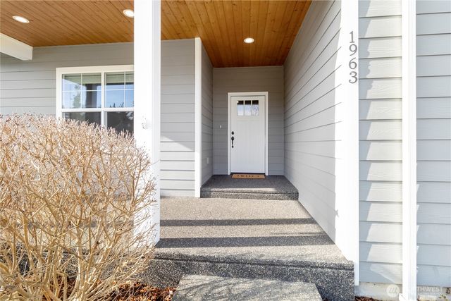 1963 Bluestem Street, Lynden, WA 98264