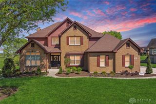 320 Heatherwoode Circle, Springboro, OH 45066