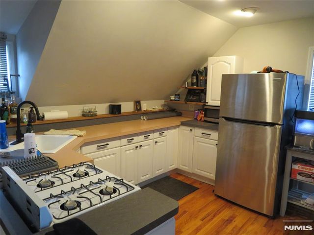 12 Bergen Street, Westwood, NJ 07675