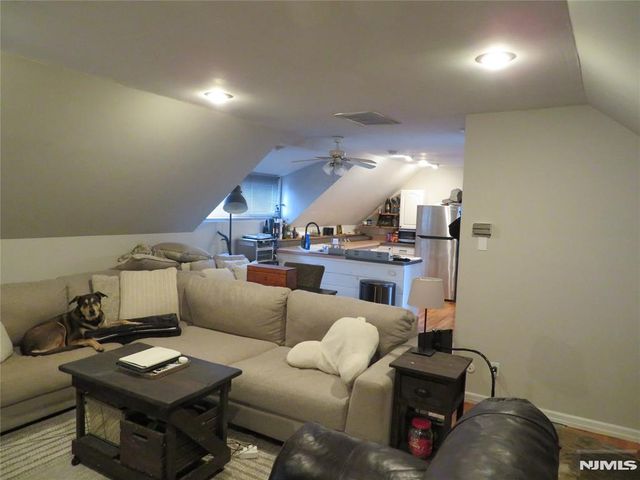 12 Bergen Street, Westwood, NJ 07675