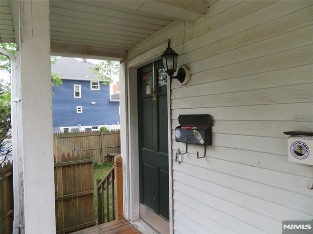 12 Bergen Street, Westwood, NJ 07675