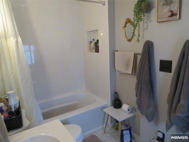 12 Bergen Street, Westwood, NJ 07675