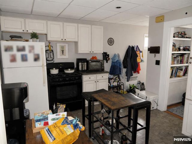 12 Bergen Street, Westwood, NJ 07675
