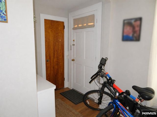 12 Bergen Street, Westwood, NJ 07675