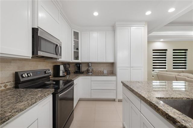 7268 Dominica Drive, Olmito, TX 78520