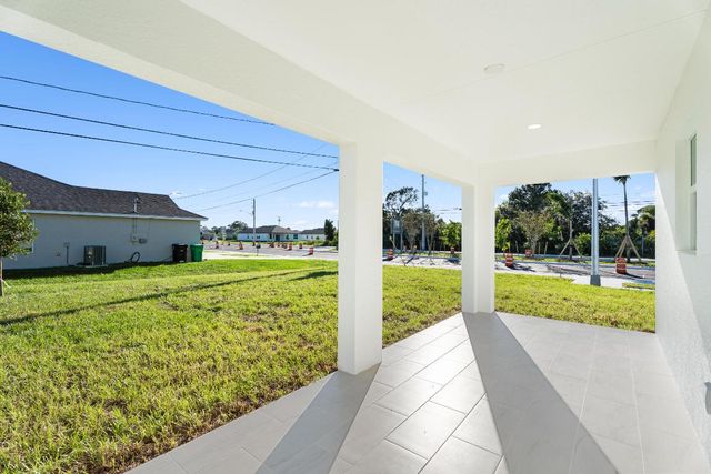 884 SW Thrift Avenue, Port St. Lucie, Port St Lucie, FL 34953