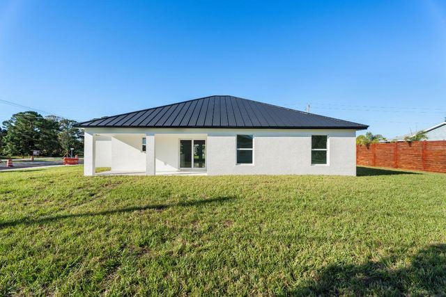 884 SW Thrift Avenue, Port St. Lucie, Port St Lucie, FL 34953