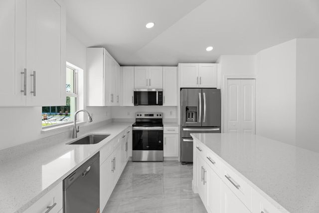 884 SW Thrift Avenue, Port St. Lucie, Port St Lucie, FL 34953