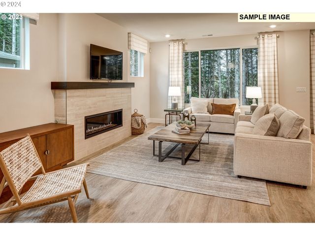 379 W LAUREL St, Washougal, WA 98671