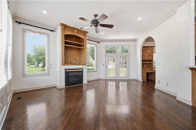 4318 NE 63rd Street, Kansas City, MO 64119
