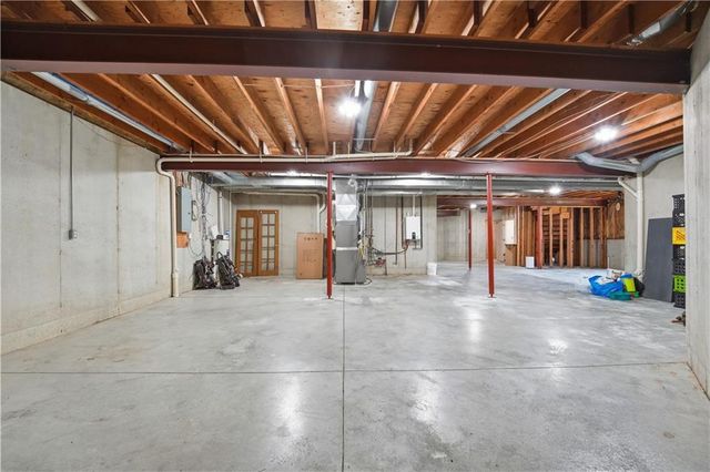 4318 NE 63rd Street, Kansas City, MO 64119