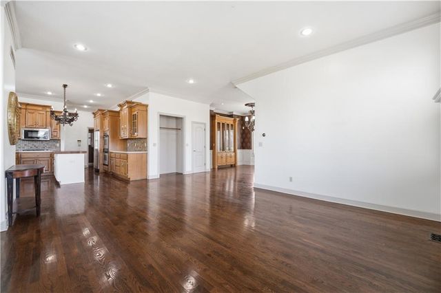 4318 NE 63rd Street, Kansas City, MO 64119