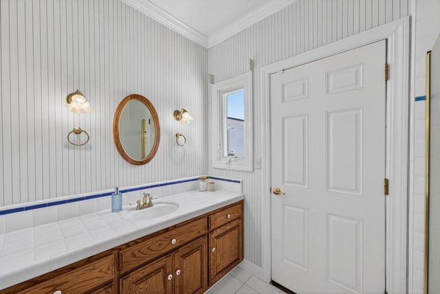 22 Hollins Drive, Santa Cruz, CA 95060