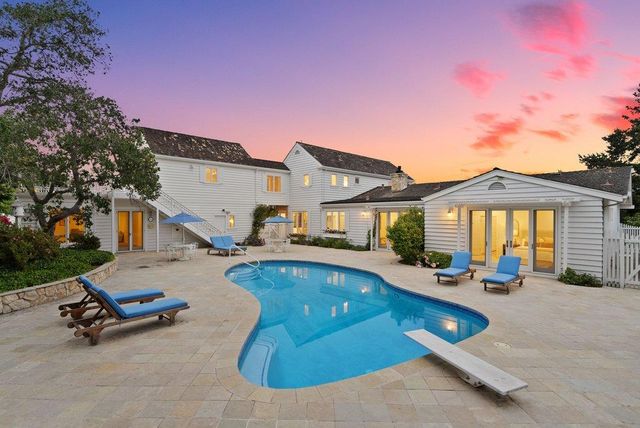 22 Hollins Drive, Santa Cruz, CA 95060