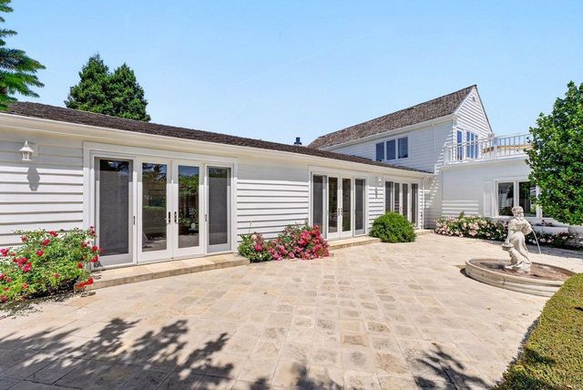 22 Hollins Drive, Santa Cruz, CA 95060