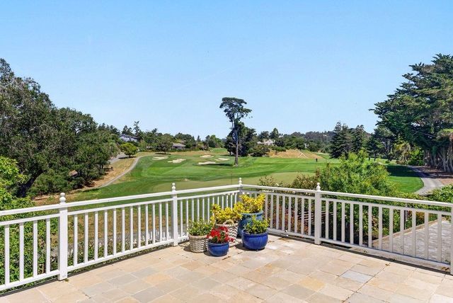 22 Hollins Drive, Santa Cruz, CA 95060
