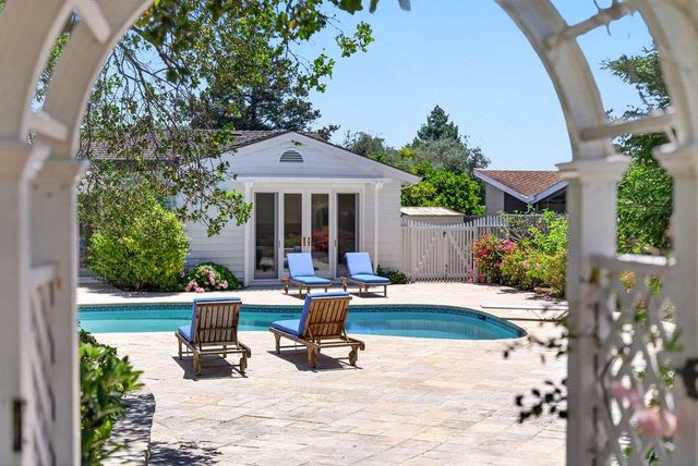 22 Hollins Drive, Santa Cruz, CA 95060