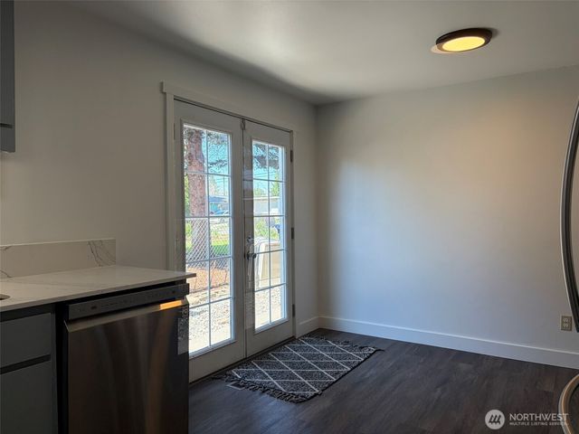 1008 S 80th Street, Tacoma, WA 98408