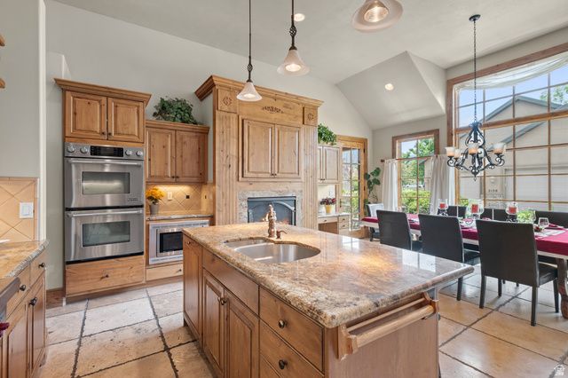 2133 E AVELINE AVE, Millcreek, UT 84109