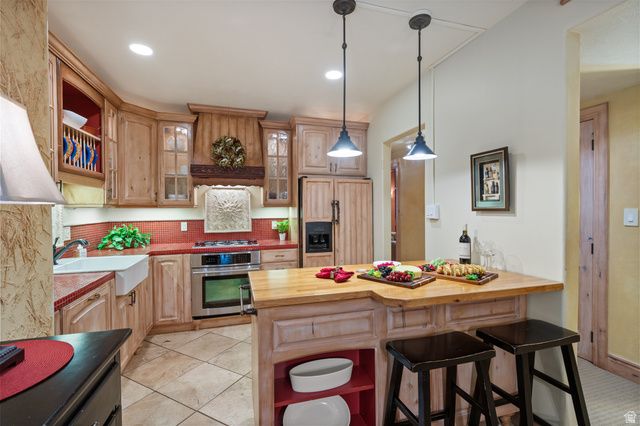 2133 E AVELINE AVE, Millcreek, UT 84109