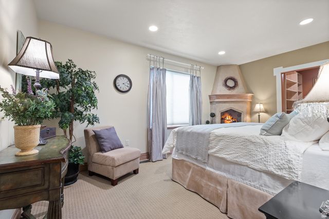 2133 E AVELINE AVE, Millcreek, UT 84109