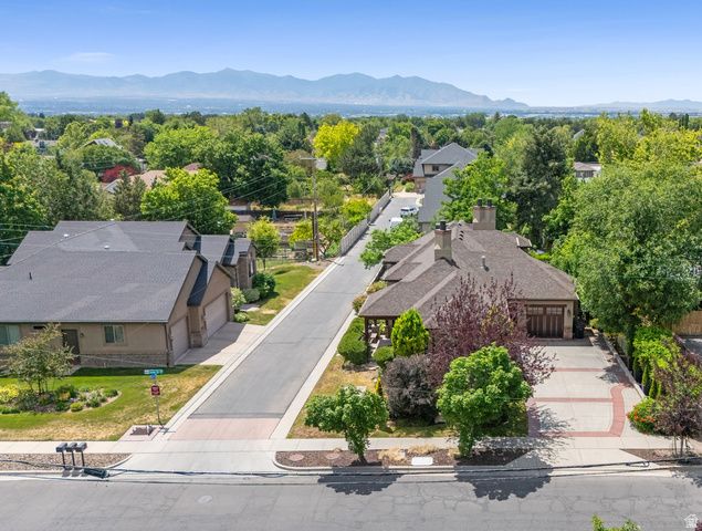 2133 E AVELINE AVE, Millcreek, UT 84109