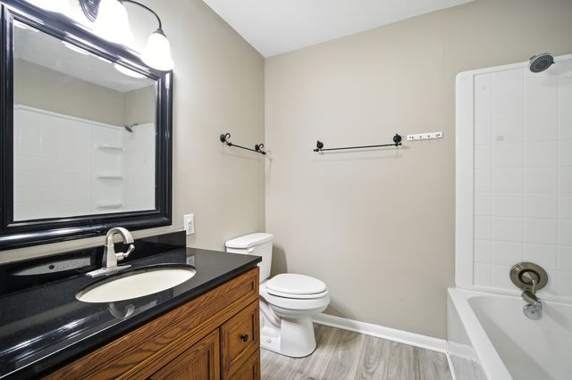 2600 Brookwood Way Drive 113A, Rolling Meadows, IL 60008