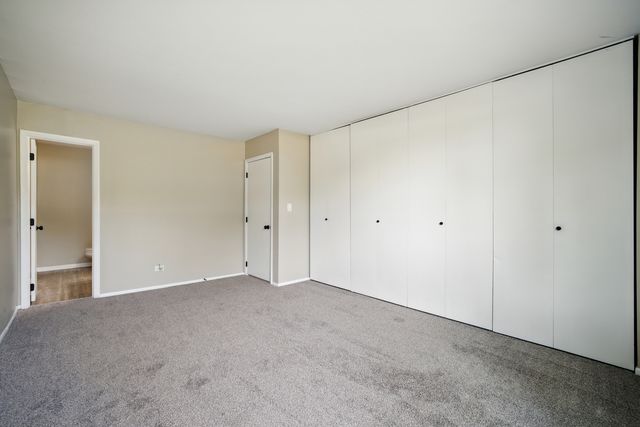 2600 Brookwood Way Drive 113A, Rolling Meadows, IL 60008
