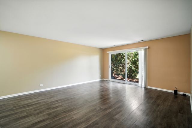2600 Brookwood Way Drive 113A, Rolling Meadows, IL 60008